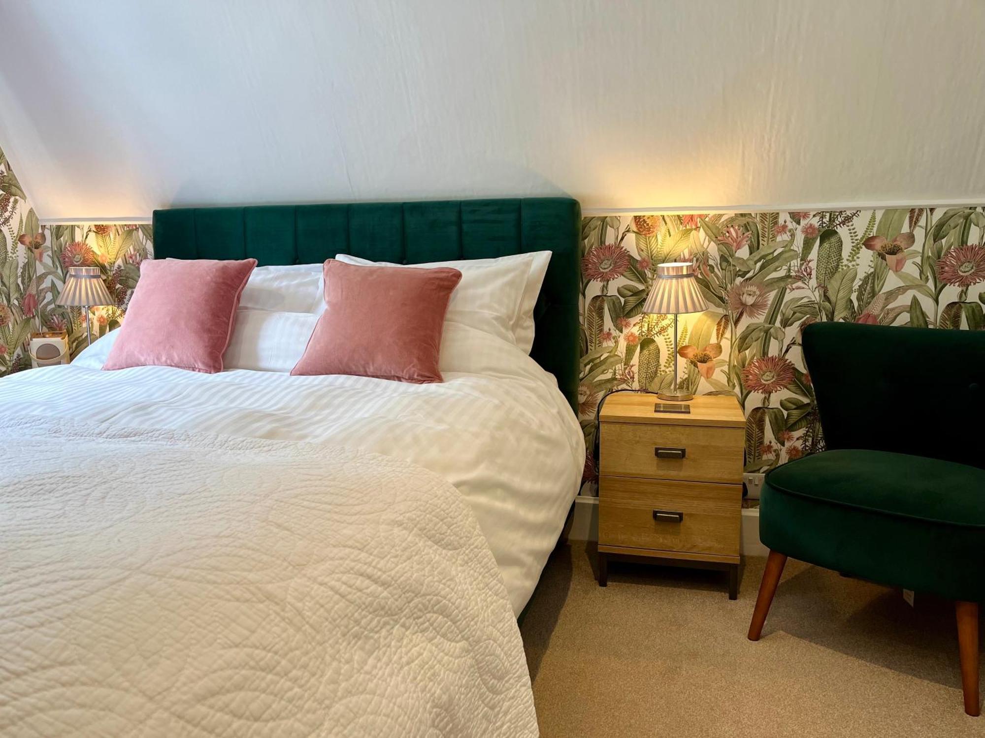 Southcliffe 3*